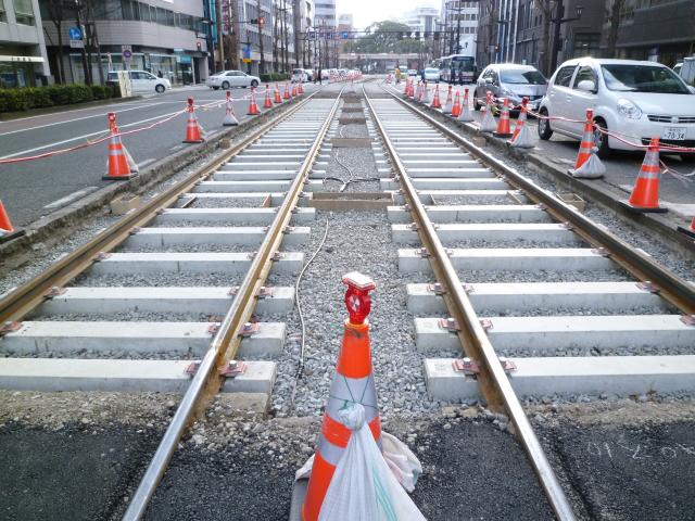 花畑町前の工事の様子